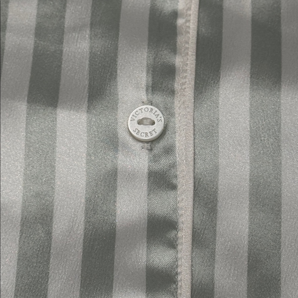 Victoria’s Secret Striped Satin Pajama Set - Picture 7 of 8